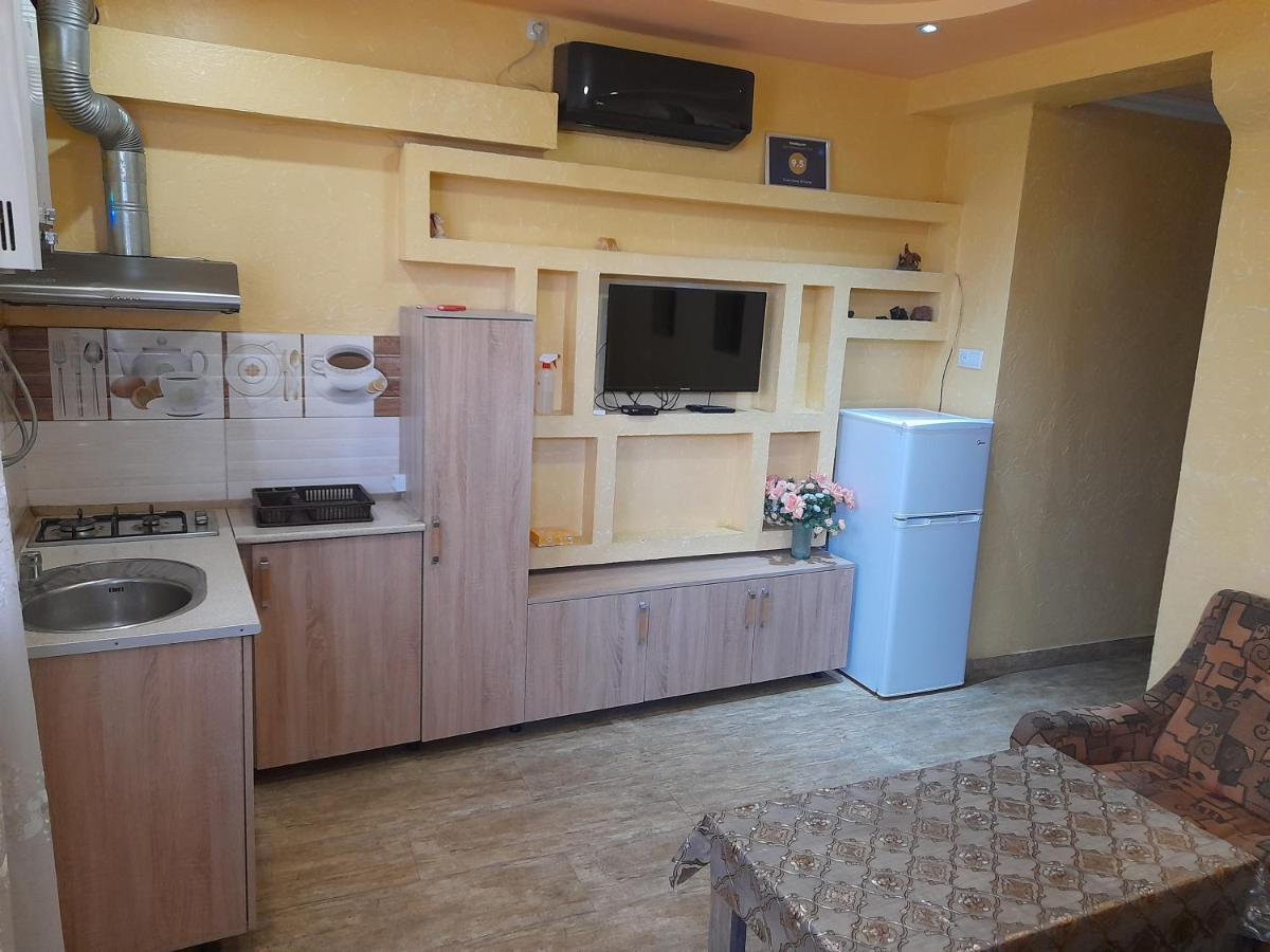 Guest House In Center Erywań Zewnętrze zdjęcie